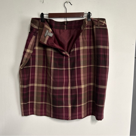 Women’s 20 Plaid Skirt Flat‎ Front Pockets Preppy Academia Gothic Grunge Punk - Picture 5 of 12